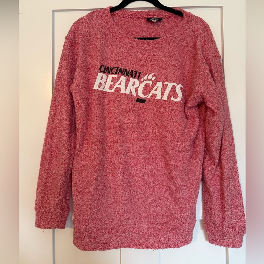 Cincinnati Bearcats sweatshirt